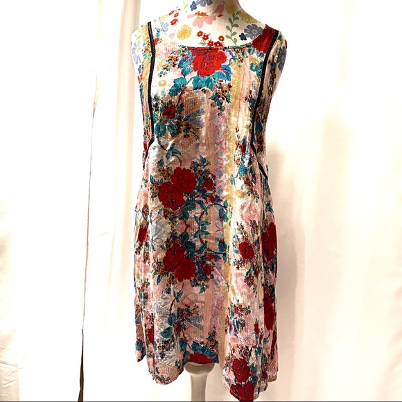 MINK PINK Floral Print Tunic Dress - Picture 2 of 5